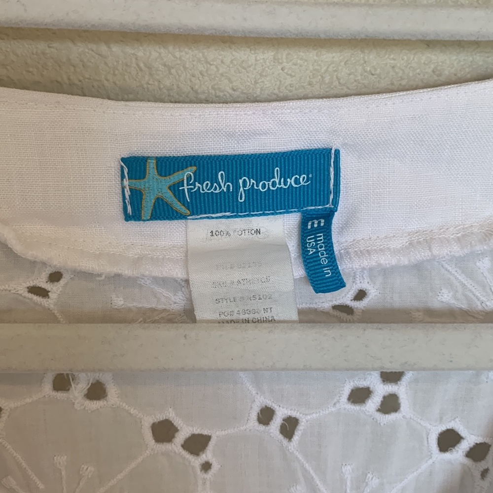 Fresh Produce White Eyelet Floral Sheer Swim Cover - Picture 4 of 5